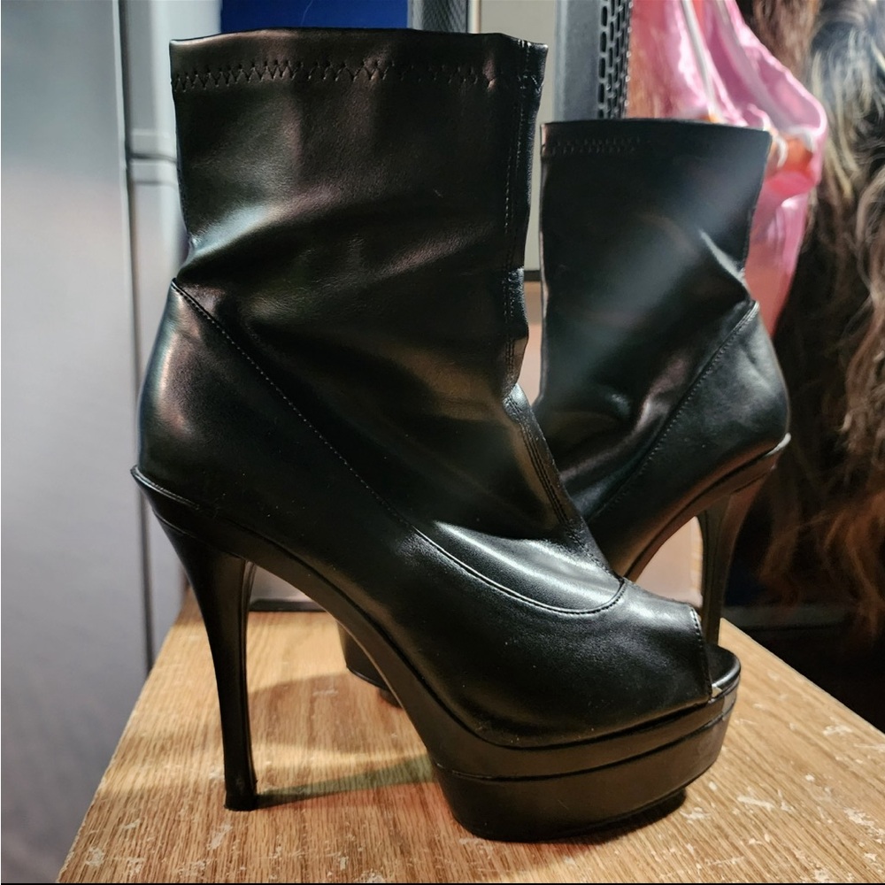 Elegant Black Women's High Heel Boots